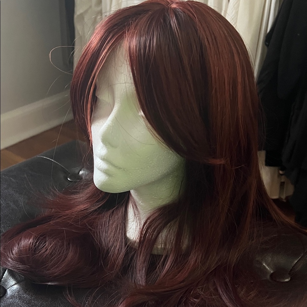 Elegant Burgundy Women's Wig